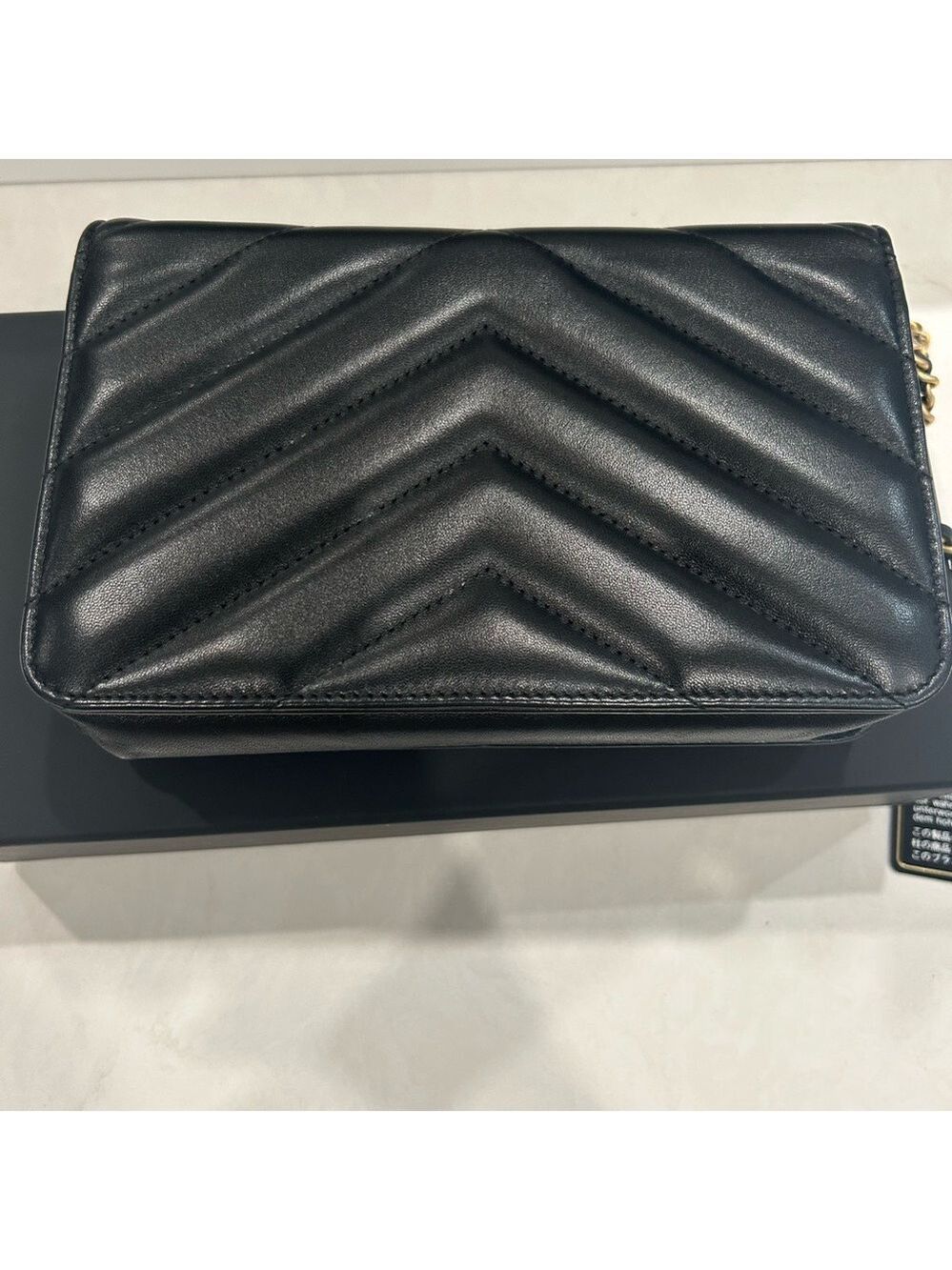 Chanel Wallet on Chain - Picture 11 of 12